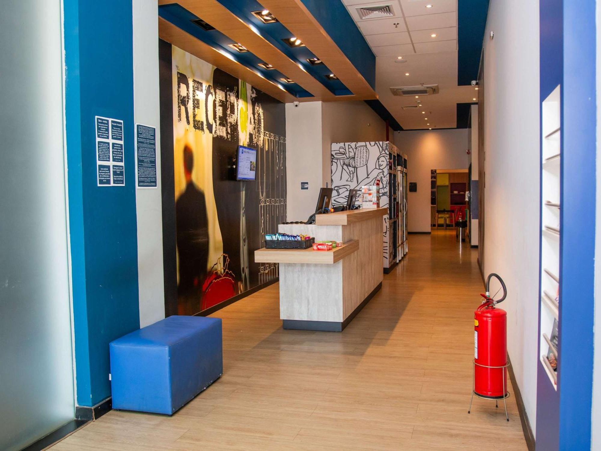 Ibis Budget Итаперуна Экстерьер фото