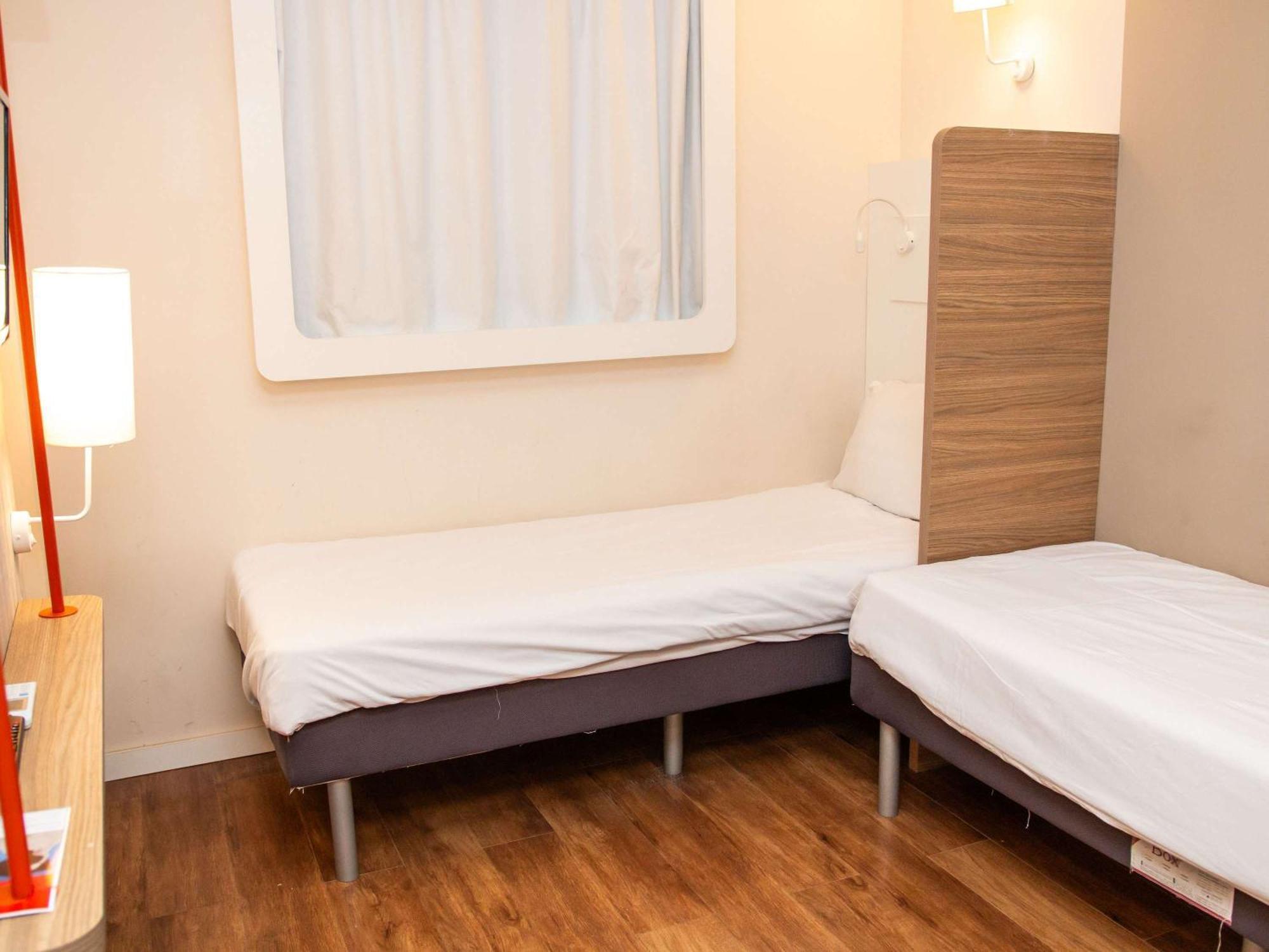 Ibis Budget Итаперуна Экстерьер фото